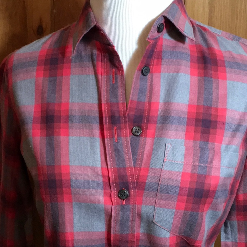 Shirt - Picture 2 of 2